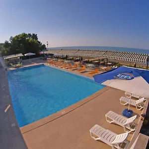 3* Отель Mora